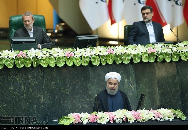روحانی در صحن مجلس: سازمان هدفمندی یارانه‌ها تبدیل به صندوق رفاه امید می شود