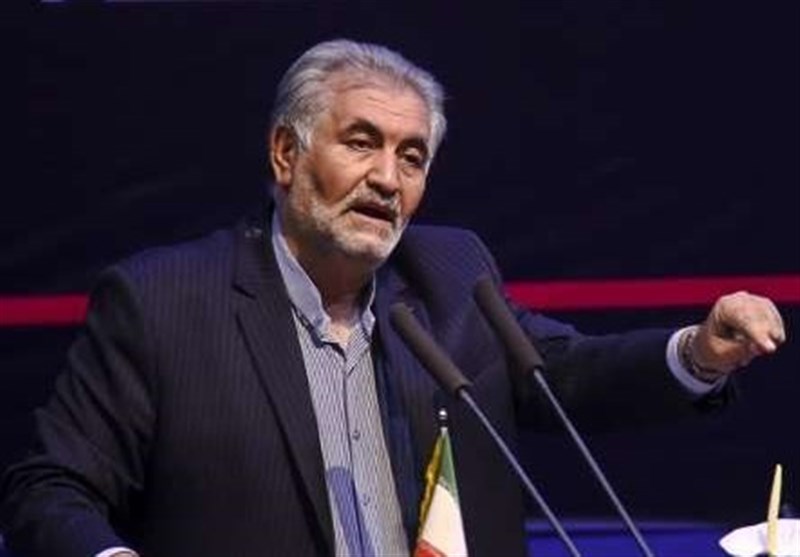 رئیس‌ خانه صنعت و معدن ایران: رئیس‌جمهور در یک سخن بدون مطالعه درباره معادن، تولیدکنندگان را سر درگم کرد