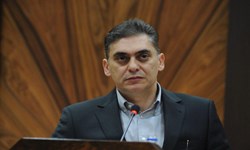 رئیس کنفدراسیون صادرات ایران در گفت‌وگو با فارس عنوان کرد: بلاتکلیفی و توقف صادرات خرد با تفاوت نرخ رسمی و بازاری ارز