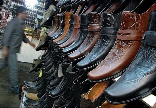 معاون وزیر صنعت؛ پویش خرید کالا ۴۰ درصد به فروش کفش ایرانی افزود
