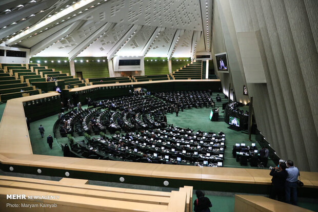 در صحن مجلس؛ لایحه مالیات بر ارزش افزوده اصلاح شد