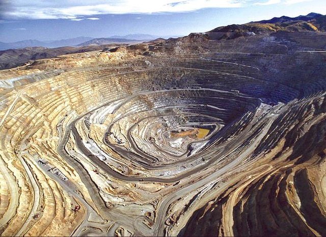 رییس سازمان زمین‌شناسی خبر داد ورود بخش خصوصی به محدوده‌های اکتشافی معدنی تا پایان سال