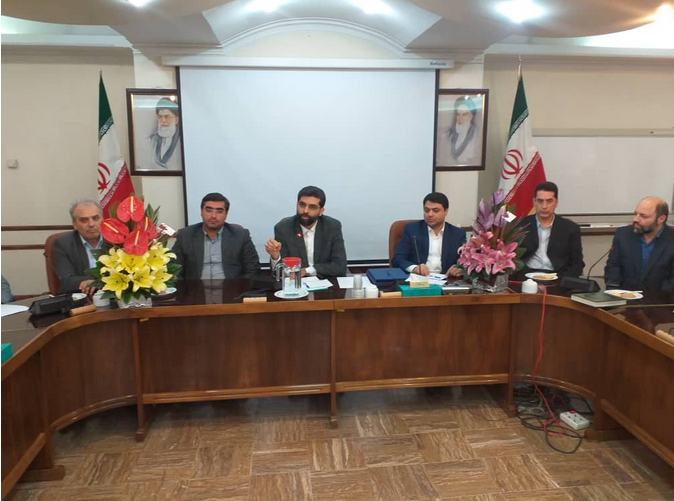 معاون امور صنایع وزارت صنعت، معدن وتجارت تاکید کرد: باید فرهنگ تولید کالای ایرانی را نهادینه کنیم