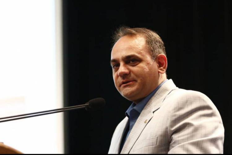 قائم مقام دبیرکل خانه صنعت، معدن و تجارت ایران مطرح کرد: رکود عمیق و تورم دو چالش بعد از کرونا