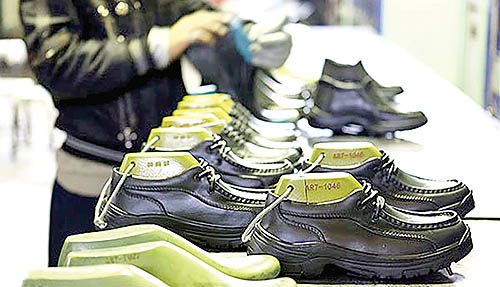 تامین ارز تولید و واردات کفش کلید خورد
