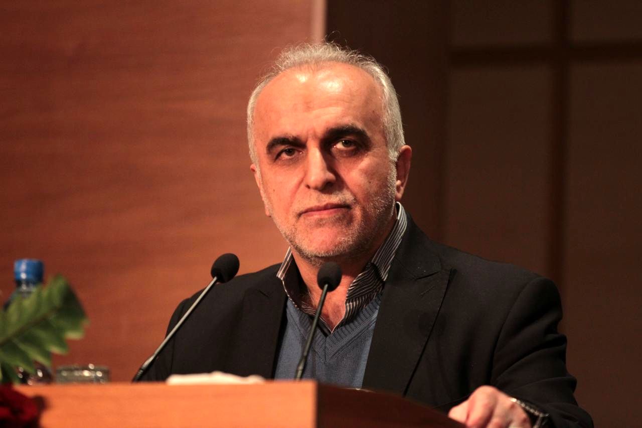 وزیر امور اقتصادی و دارایی: نرخ تورم کاهش می‌یابد/ اخذ مالیات از خریداران سکه قانونی است