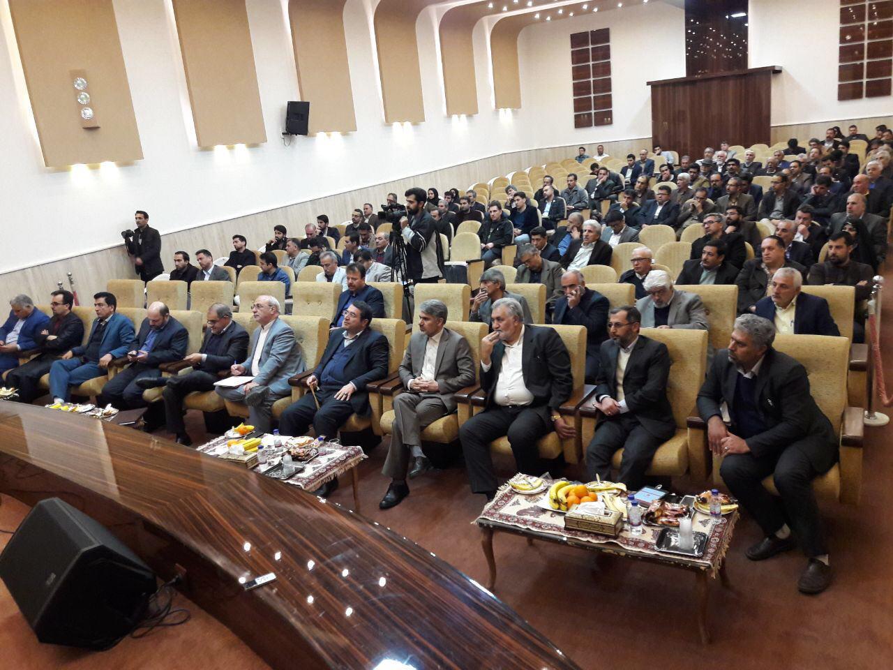 سهل آبادي:قانون در اصفهان براي فعالان اقتصادي بسيار سخت گيرانه اعمال مي شود
