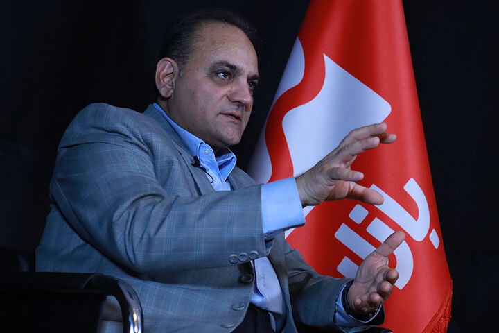 آغاز عدم حمایت ها با خصوصی سازی ایران خودرو| صنایع غذایی می توانند به صنعت خودرو ورود کنند