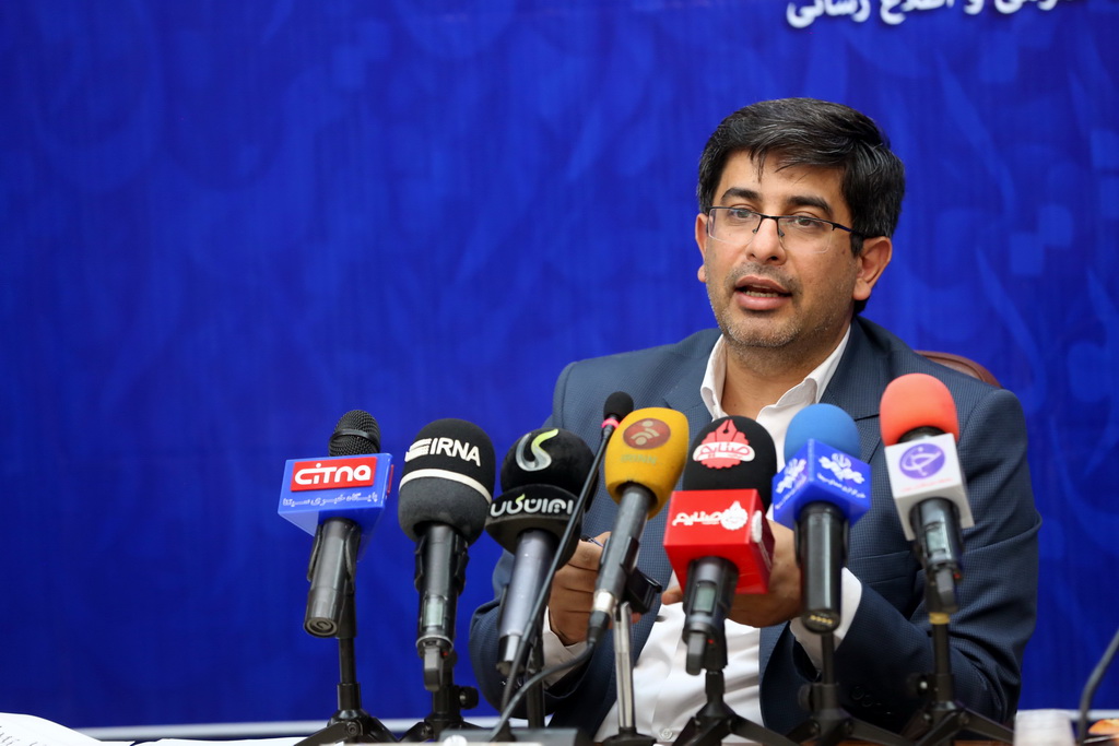 معاون طرح و برنامه وزارت صمت در نشست خبری با اصحاب رسانه اعلام کرد: اولویت گذاری دراحیای واحدهای صنعتی غیرفعال در سال ۹۹
