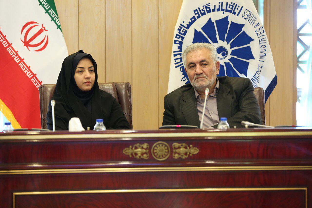رييس خانه صنعت، معدن و تجارت ایران؛ با تمام توان از جوانان حمايت مي كنيم`