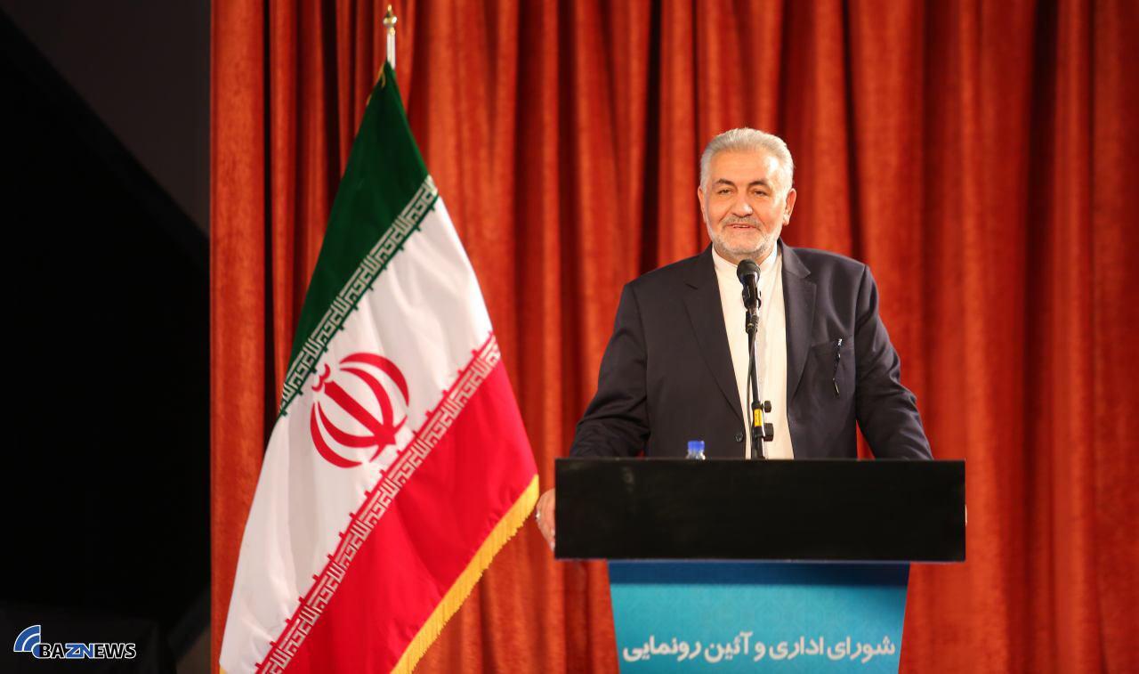رييس خانه صنعت، معدن و تجارت ايران:  قوانين بانكي با مشورت بخش خصوصي اصلاح شود.