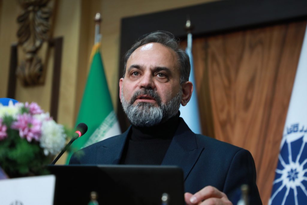 استراتژی طولانی‌مدت تولید در کشور نداریم
