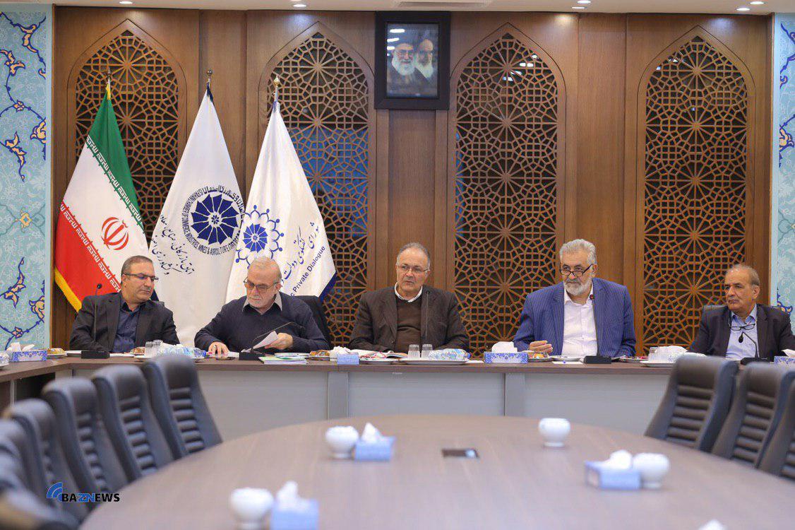 در شورای گفتگو دولت و بخش خصوصی استان اصفهان؛ سهل آبادی: قوانين مربوط به صنعت و توليد سليقه اي اجرا مي شود/ حمايت از توليد در حد شعار باقي مانده است.
