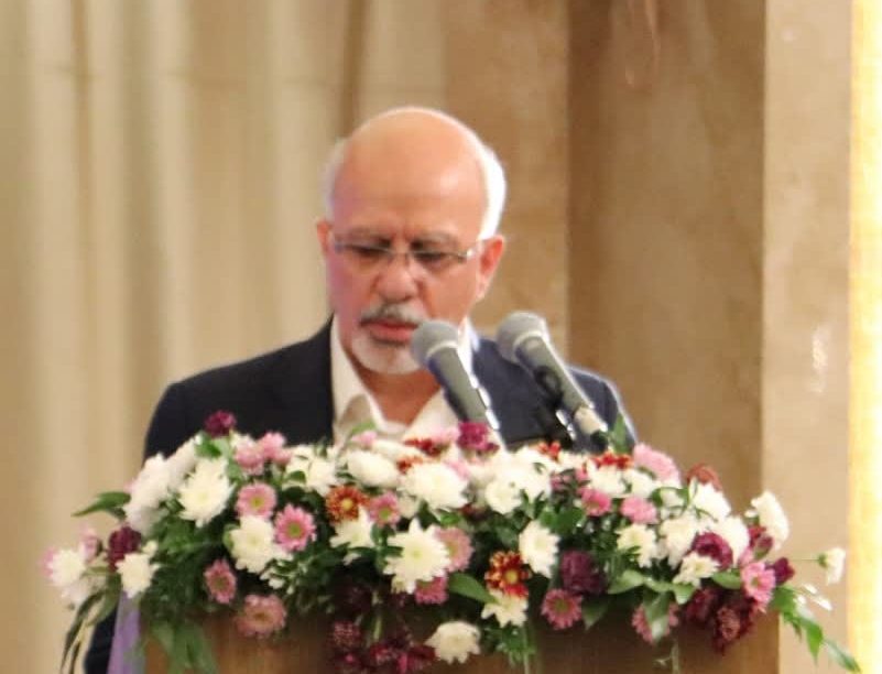 نشست هم‌اندیشی رؤسای تشکل های اقتصادی، جمعی ازکارآفرینان و مدیران صنایع استان یزد با حضور استاندار