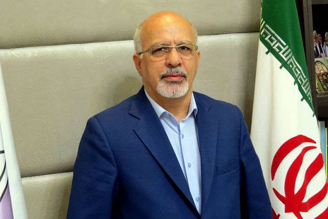 با حلوا حلوا کردن دهان شیرین نمی‌شود/ مسئولان با کلمات «های‌تک» و «بهره‌وری» شوخی نکنند!