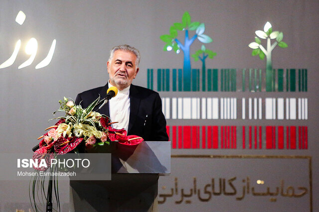 رییس خانه صنعت، معدن و تجارت ایران: گسترش “مال‌”ها در مقابل “رونق تولید” است