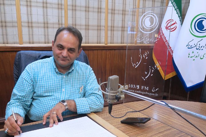 قائم مقام دبیرکل خانه صنعت، معدن و تجارت ایران در مصاحبه با رادیو گفت وگو: “ما می توانیم”؛ گامی در جهت افزایش توان تولید داخلی است