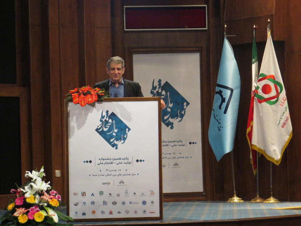 حرف‎های توفنده دبیرکل صنعت،معدن و تجارت ایران: ما تولیدکننده‎ها می‎جنگیم و زندان می‌رویم ولی به کانادا فرار نمی‎کنیم