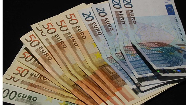 بانک مرکزی خبر داد: پرداخت ۵٫۵ میلیارد یورو برای ارز کالاهای اساسی از ابتدای سال