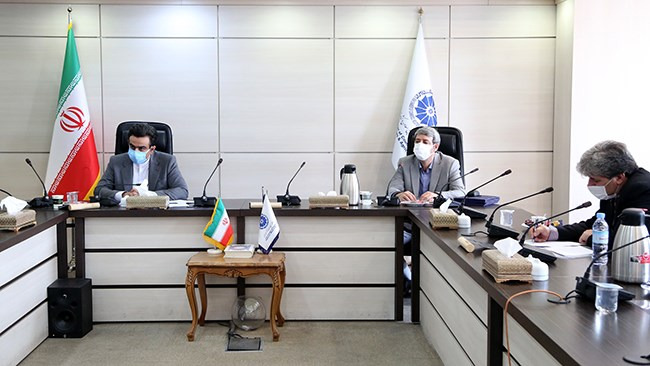 در جلسه کمیته گمرک ستاد تسهیل و رفع موانع تولید اتاق ایران مطرح شد رفع مشکل «کسر تخلیه» واحدهای تولیدی در دستور کار قرار بگیرد در جلسه کمیته گمرک ستاد تسهیل و رفع موانع تولید اتاق ایران مطرح شد رفع مشکل «کسر تخلیه» واحدهای تولیدی در دستور کار قرار بگیرد