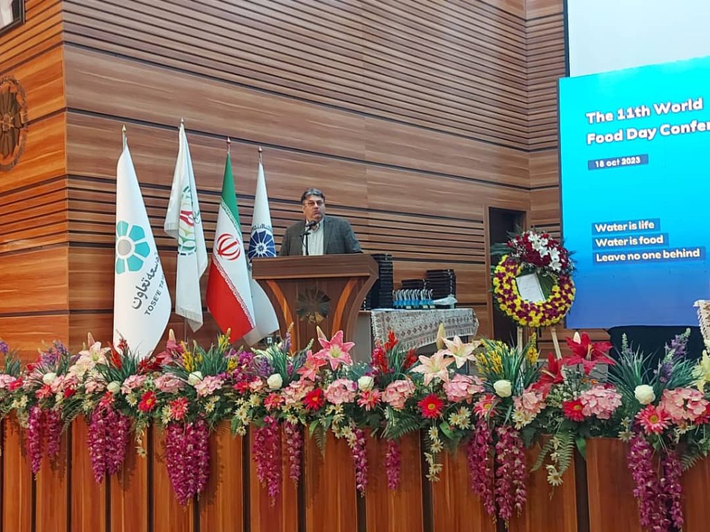 همایش بزگداشت  روز جهانی  غذا در مازندران در سالن همایش اتاق بازرگانی مازندران برگزار شد .