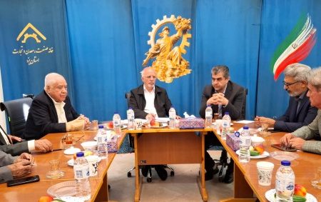 خانه صمت استان یزد به دنبال راهی تازه برای تأمین نقدینگی واحدهای صنعتی