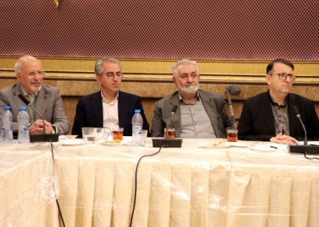 مطالبات صنعتگران یزد روی میز ستاد تسهیل کشور/ کلانتر خواستار تصمیم‌های ملی برای رفع موانع تولید شد