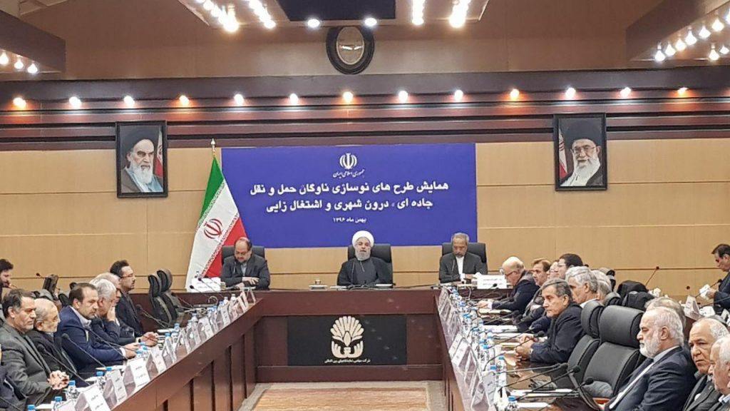 همایش طرح های نوسازی ناوگان حمل و نقل جاده ای با حضور رییس جمهوری آغاز شد