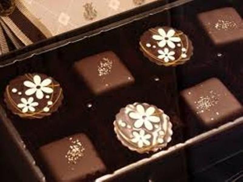 فعال اقتصادی: صنعت شکلات ایران؛ نیازمند حمایت است
