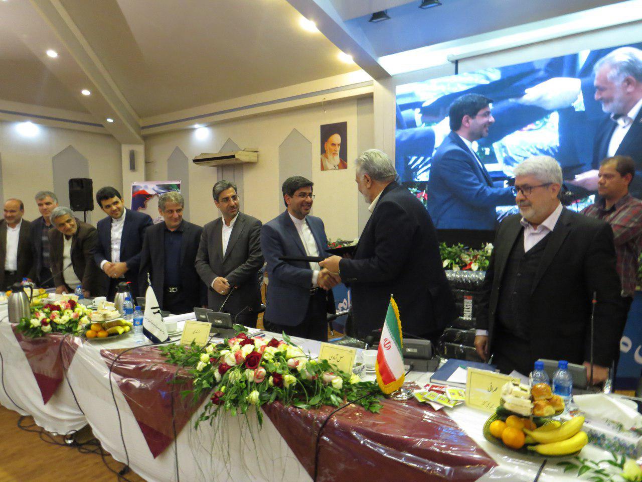 در هم‌اندیشی مشترک دولت و فعالان بخش خصوصی در مشهد اعلام شد/ سه خبر برای صنعتگران