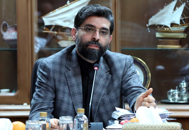 معاون وزیر صنعت: مدیران تولیدات داخلی را اولویت قرار دهند تا از واردات بی نیاز شویم!