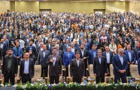 راه حل مشکل فعالان اقتصادی ایجاد هسته‌‌‌های همکاری و همفکری است
